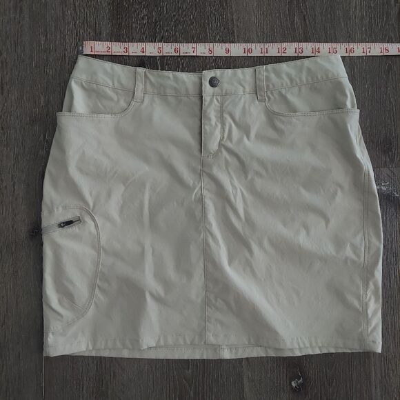 Patagonia Rock Craft Women's Beige Short Skirt - Picture 8 of 10